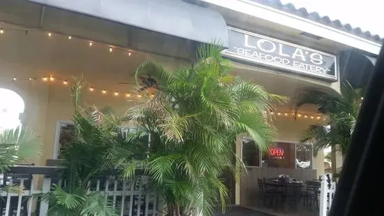 Lola's Seafood Eatery