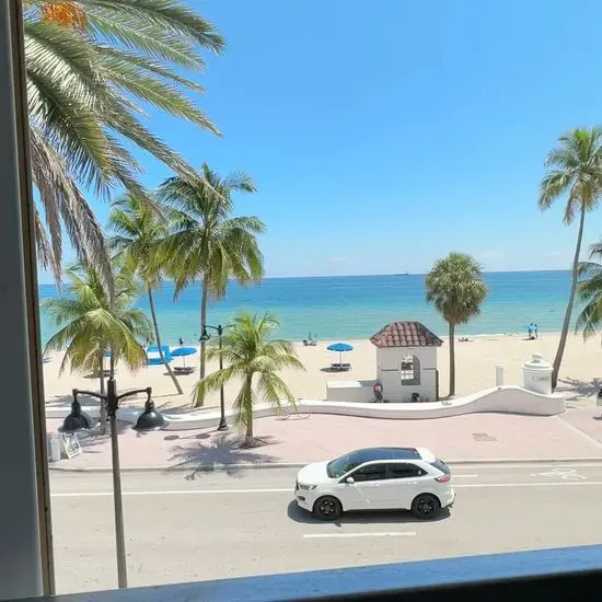 Taco Bell Cantina - Ft Lauderdale Beach