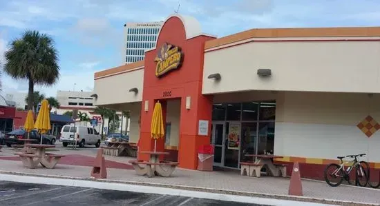 Pollo Campero