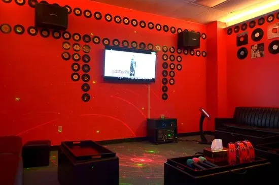 Stage 7 Karaoke Bar & Party Venue