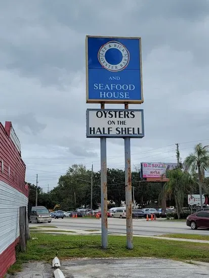 Lee & Rick's Oyster Bar