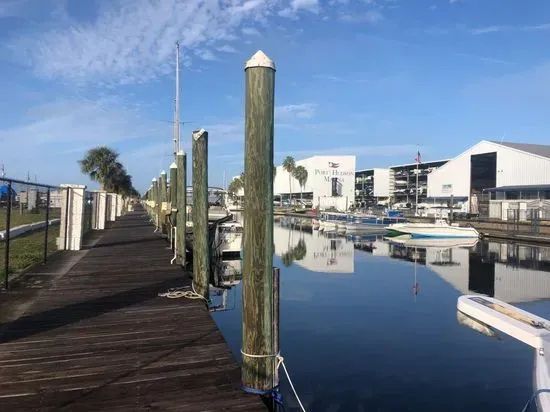 Port Hudson Marina LLC