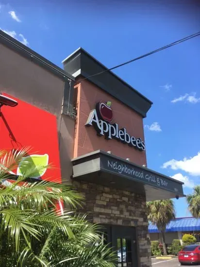 Applebee's Grill + Bar