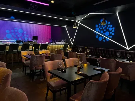 Baku Asian Fusion Bar By Shois
