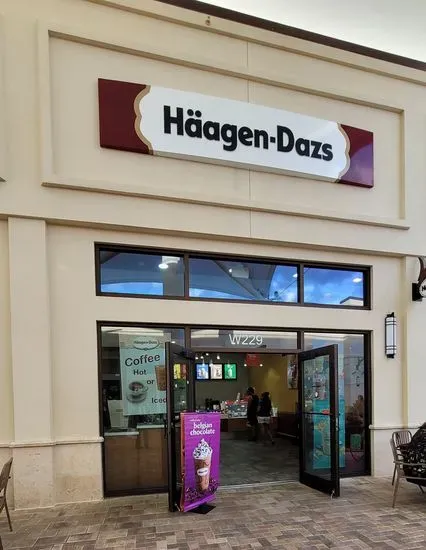 Haagen-Dazs Ice Cream Shop