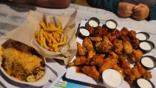 Island Wing Company Grill & Bar - Jacksonville