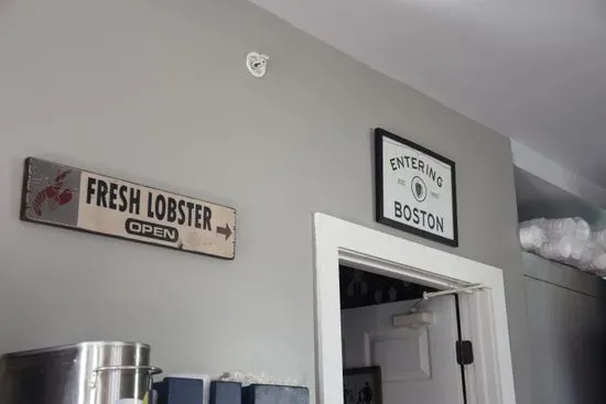 Lobstah On A Roll - Seafood Restaurant & Bar