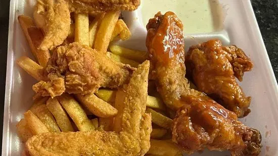 Mama Martha Wings & Seafood