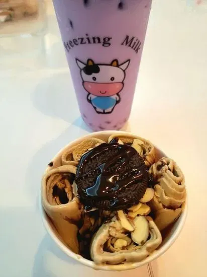 Freezing Milk rolling ice cream boba Tea Waffle