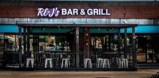 R&J's Bar and Grill