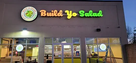 Build Yo Salad ---- Best salad in town.