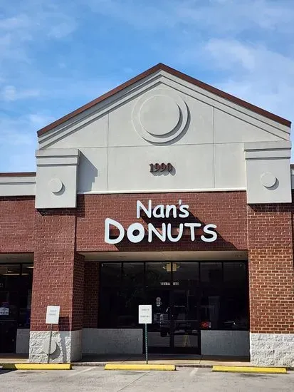 Nan's Donuts