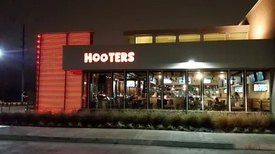 Hooters