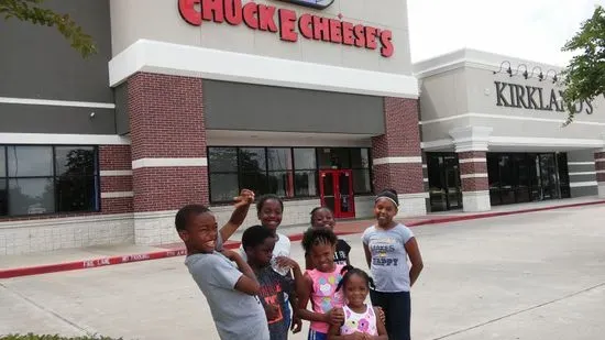 Chuck E. Cheese