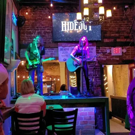 Hideout Bar