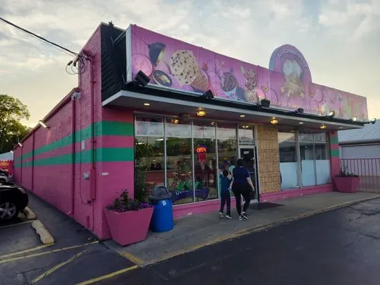 La Michoacana Premium - N Lewis, Waukegan