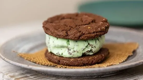 Slickables Ice Cream Sandwich