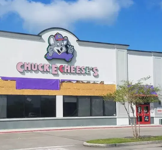 Chuck E. Cheese