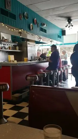 Lost in the 50's Diner