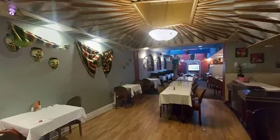 Tela Mares Restaurant