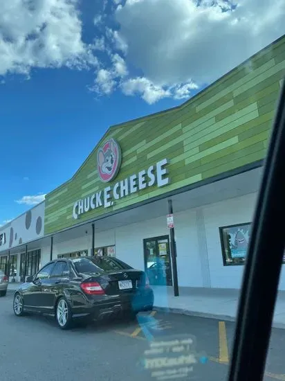 Chuck E. Cheese