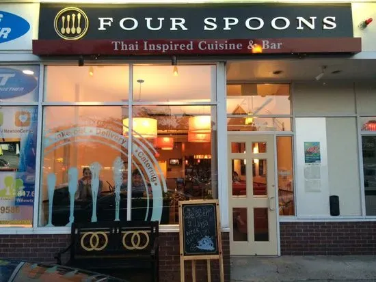 Four Spoons Thai Inspired Cuisine & Bar