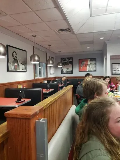 Friendly's