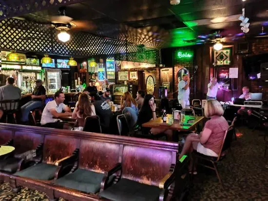 Patrick's- Louisville's Neighborhood Bar