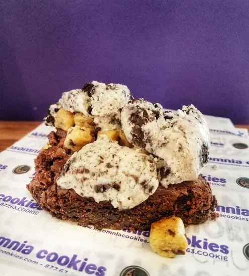 Insomnia Cookies