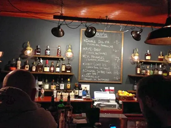 Blue Pit BBQ & Whiskey Bar