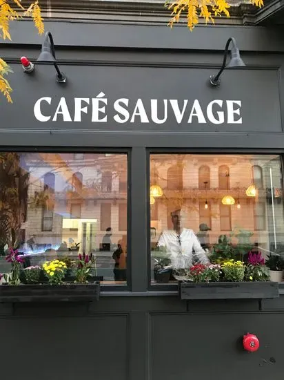 Cafe sauvage