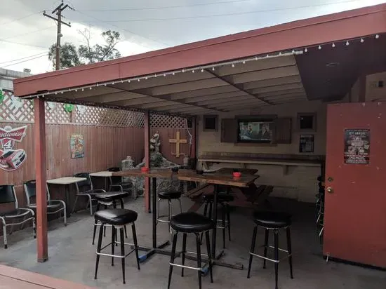 The Edge - A Tucson Bar