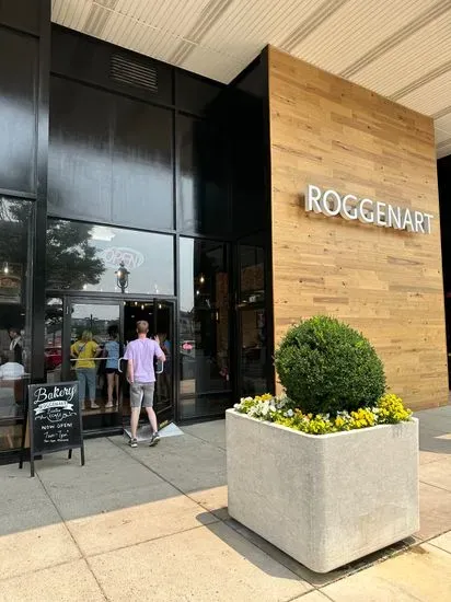 Roggenart European Bakery, Bistro & Cafe