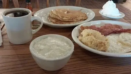 Cracker Barrel Old Country Store