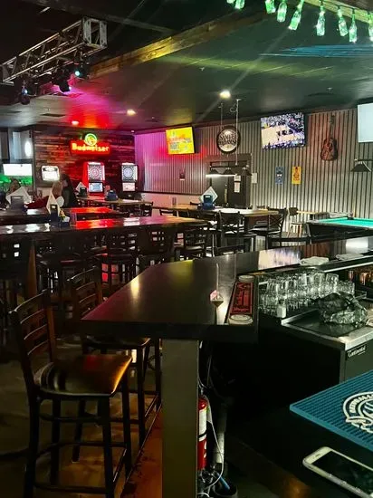 Bobby McGees Good Times Pub | Restaurant / Bar