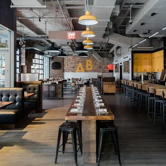 A&B Kitchen • BAR