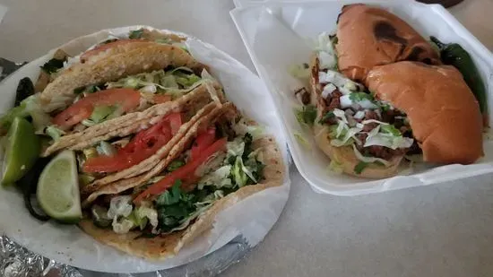 Los 2 Vaqueros Tacos