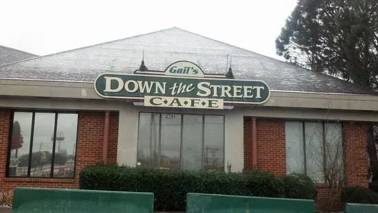 Gail's Down The Street Cafe