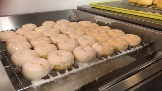 Baker Donuts