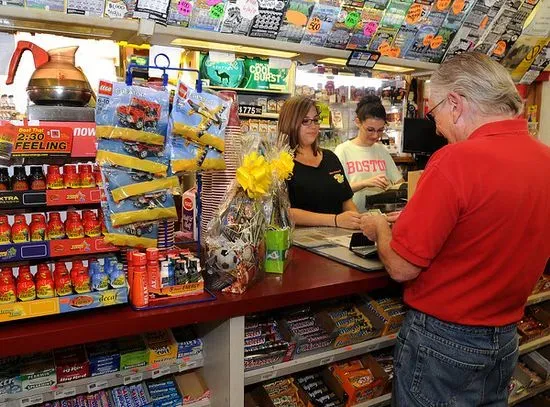 Town's Variety & Liquors (Charlie's Variety)