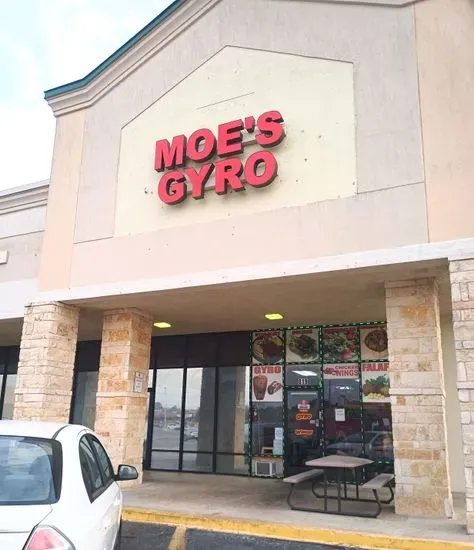 Moe’s Gyro (Gyros and Wings)