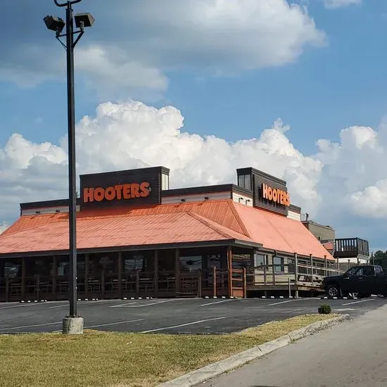 Hooters