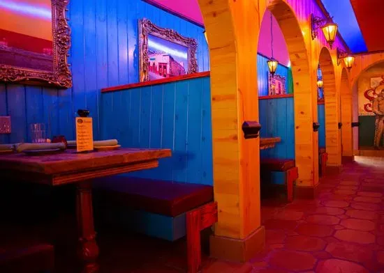 El Tiempo Cantina