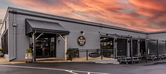 Tennessee Hills Brewstillery