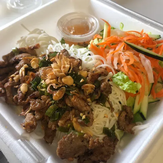 Vietnomz Mobile Cuisine