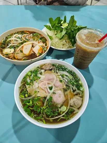 Pho 999