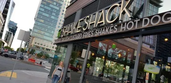 Shake Shack Seaport