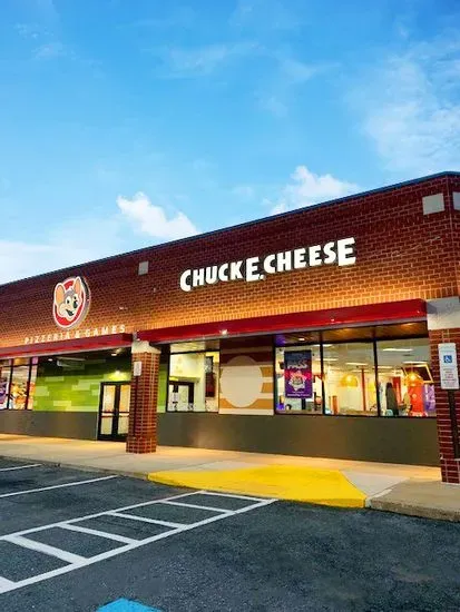 Chuck E. Cheese