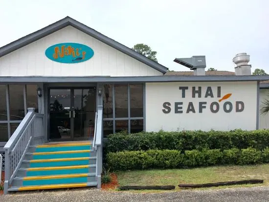 Niki's Seafood & Thai