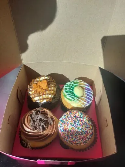 Smallcakes Cupcakery and Creamery - Carencro